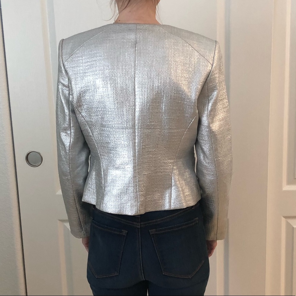Silver cropped leather jacket - Size 4P - Picture 3 of 5